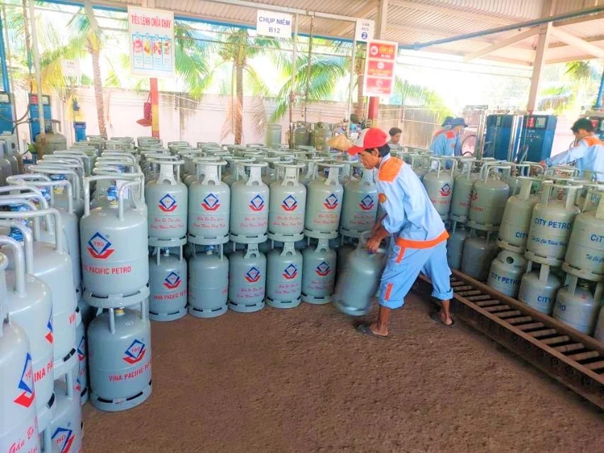 Giá gas tiếp tục tăng 